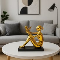 Escultura Decorativa Figura De Madre E Hijo En Color Dorado - ALTOQUE