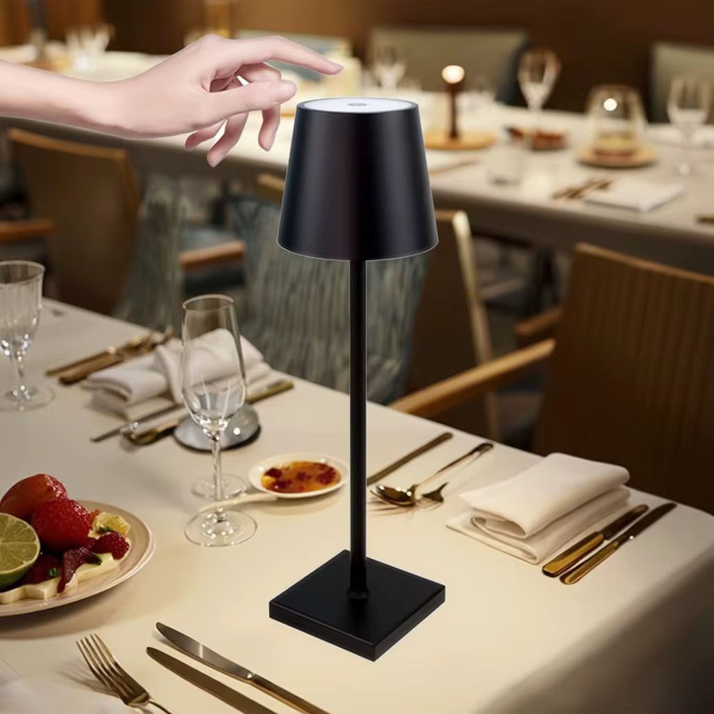 Lampara de Mesa Recargable Táctil - ALTOQUE