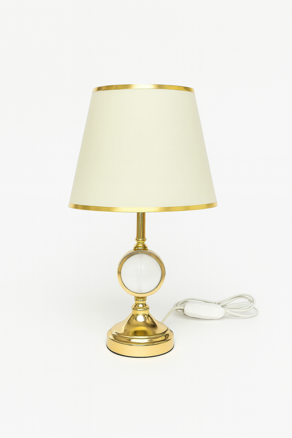 Lámpara de Mesa Dorada con Esfera Decorativa